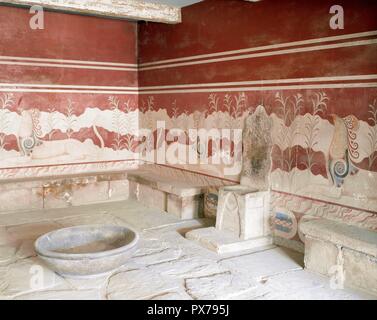 Greece, Crete. Palace of Knossos (1700-1450 BC). Throne Room, 15th century BC. Stock Photo