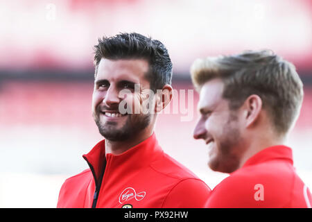 Bournemouth, UK. 20th Oct, 2018. Bournemouth, UK. 20th October 2018. Jack Stephens of Southampton prior to the Premier League match between AFC Bournemouth and Southampton at the Vitality Stadium, Bournemouth, England on 20 October 2018. Photo by Simon Carlton.  Editorial use only, license required for commercial use. No use in betting, games or a single club/league/player publications. Credit: UK Sports Pics Ltd/Alamy Live News Credit: UK Sports Pics Ltd/Alamy Live News Stock Photo