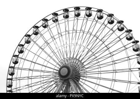 The Giant Ferris Wheel on the Jolly Roger at the Pier Amusements, Ocean City, New Jersey, USA