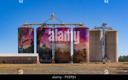 A mural of an Outback scene on super large concrete silos for grain storage Stock Photo