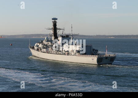 The Royal Navy Type 23 Frigate HMS Kent departs from Portsmouth, UK on 1st October 2018 Stock Photo