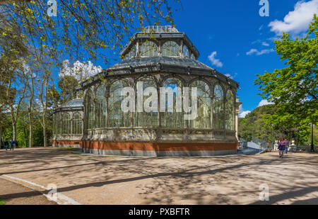 The Buen Retiro park is one of the numerous parks and gardens of the spanish capital, with its beautiful lakes, fountains, pavilions and peacocks Stock Photo
