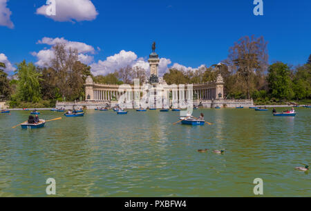 The Buen Retiro park is one of the numerous parks and gardens of the spanish capital, with its beautiful lakes, fountains, pavilions and peacocks Stock Photo