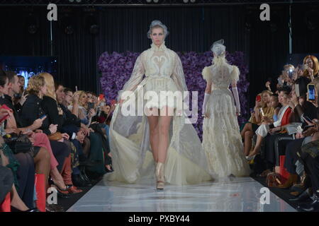 Moscow, Russia. 20th Oct, 2018. The world famous couturier Furne Amato -  AMATO Couture (UAE) presented in Moscow his last collection as part of Al Arabia Fashion Days.    Mansion Saltykov-Chertkov, Moscow. Credit: Pavel Kashaev/Alamy Live News Stock Photo