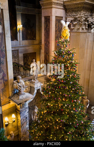 UK, England, Yorkshire, Castle Howard at Christmas, Great Hall, huge decorated Christmas Tree Stock Photo