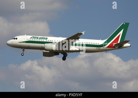 Italian Alitalia Airbus A320-200 with Irish registration EI-EID on short final for runway 01 of Brussels Airport. Stock Photo