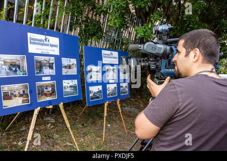 Miami Florida,Overtown,Community Redevelopment Agency,Rehabilitated Affordable Housing Ribbon Cutting Ceremony,Hispanic Latin Latino ethnic immigrant Stock Photo