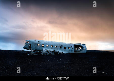 Sólheimasandur, Iceland: The wrecked hull of a United States Navy Douglas Super DC-3 airplane is all that remains from a crash that happened in 1973. Stock Photo