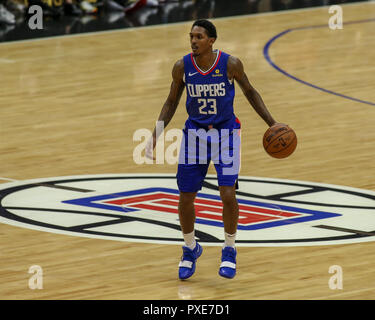 Los Angeles, CA, USA. 21st Oct, 2018. LA Clippers guard Lou Williams #23 during the Houston Rockets vs Los Angeles Clippers at Staples Center on October 21, 2018. (Photo by Jevone Moore) Credit: csm/Alamy Live News Stock Photo