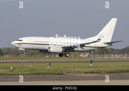 US Navy Boeing C-40A Clipper (737-7AFC) (REG: 168981) operating a