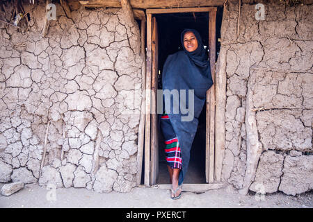 Gidang'odiga blacksmith clan at Lake Eyasi in Tanzania Stock Photo