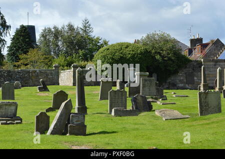 Cupar Old Parish Church, with early 15th century tower and spire of 1620 Stock Photo