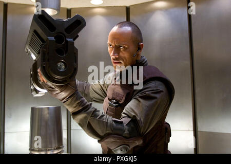 Doom – Der Film, 2005 Regie: Andrzej Bartkowiak, Sarge (DWAYNE 'THE ROCK' JOHNSON) Stock Photo