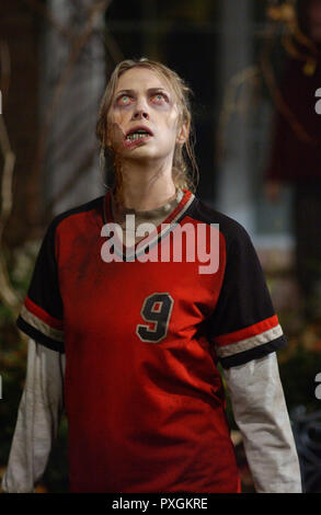 Land of the Dead, 2005 Regie: George A. Romero, JENNIFER BAXTER as Zombie Number 9 Stock Photo
