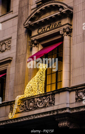 Cartier store on 5th Avenue, New York City Stock Photo - Alamy