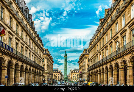 Paris, France - 12 01 2021: Place vendome. View of the facade of Louis  Vuitton with christmas decoration Stock Photo - Alamy
