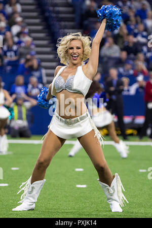 Indianapolis, Indiana, USA. 21st Oct, 2018. Indianapolis Colts cheerleader performs during NFL football game action between the Buffalo Bills and the Indianapolis Colts at Lucas Oil Stadium in Indianapolis, Indiana. Indianapolis defeated Buffalo 37-5. John Mersits/CSM/Alamy Live News Stock Photo