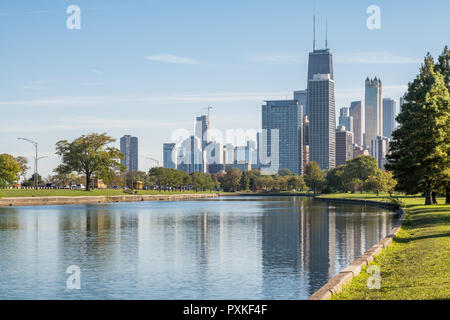 Skyline of downtown Chicago seen from the South Lagoon in Lincoln Park Stock Photo