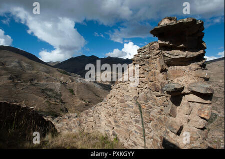 Ankashmarka the archaeological site on the mountains from Calca to Lares Stock Photo