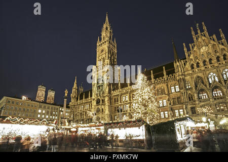 Deutschland, Bayern, Muenchen, München Rathaus, Weihnachtsmarkt, Abend, Europa, Sueddeutschland, Süddeutschland, Oberbayern, Stadt, Christkindlmarkt,  Stock Photo