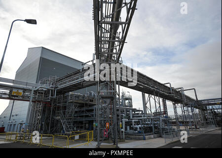 The new GlaxoSmithKline (GSK) production building, which First Minister Nicola Sturgeon officially opened during her visit to GSK in Montrose, Scotland. Stock Photo