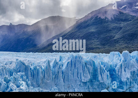 Perito Moreno Glacier, Los Glaciares National Park, Patagonia, Lago Argentino, Santa Cruz Province, Argentina Stock Photo