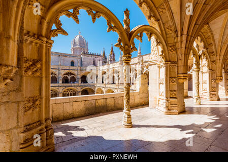Portugal, Lisbon, Santa Maria de Belem. The gothic cloister of the Jeronimos Monastery. Stock Photo