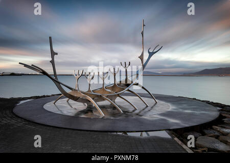 Reykjavik, Iceland - The Sun Voyager || It is a common misunderstanding that Sun Voyager is a Viking ship. It is quite understandable that many touris Stock Photo