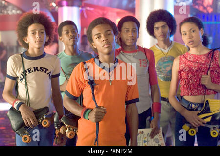 Roll Bounce, 2005 Regie: Malcolm D. Lee, KHLEO THOMAS, MARCUS T. PAULK, BOW WOW, BRANDON T. JACKSON, RICK GONZALES and JURNEE SMOLLETT Stock Photo