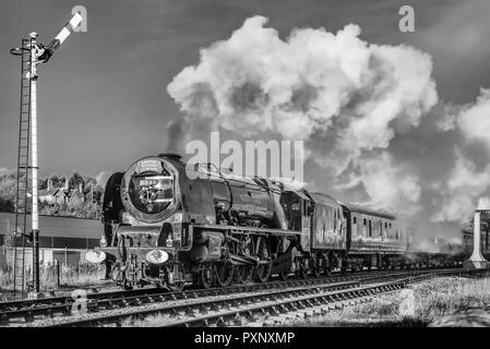 No.46233 'Duchess of Sutherland' the Midland and Scottish Railway (LMS) Princess Coronation Class 4-6-2 'Pacific' type steam locomotive built in 1938. Stock Photo