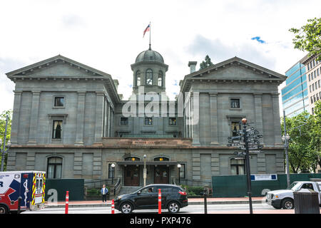 Portland,Oregon,USA - June 9, 2017 : View of the Pioneer Courthouse in Pioneer Courthouse Squaresymbol Stock Photo