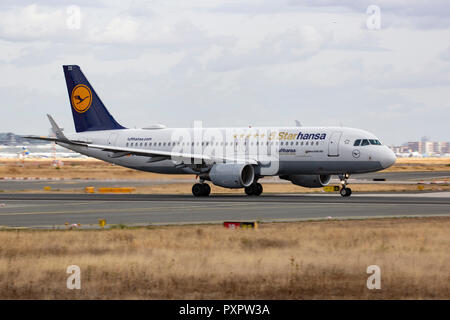 D-AIZX, Airbus A320-200(SL) 