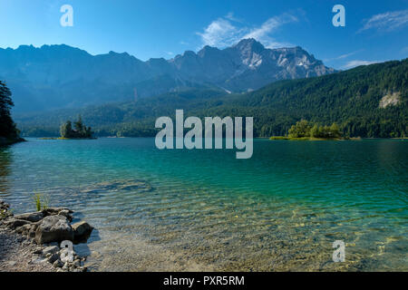 Germany, Upper Bavaria, view to Zugspitze with Lake Eibsee in the foreground Stock Photo