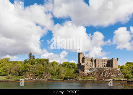 UK, Scotland, Inner Hebrides, Isle of Skye, Dunvegan Castle Stock Photo