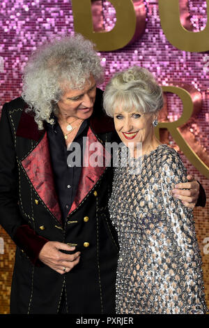 London, UK.  23 October 2018. Queen's Brian May and wife Anita Dobson arrive for the worldwide premiere of the movie 'Bohemian Rhapsody' at The SSE Arena in Wembley. Credit: Stephen Chung / Alamy Live News Stock Photo