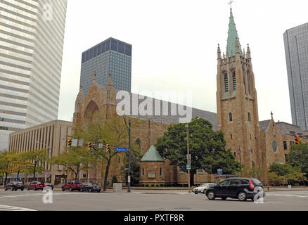 The Cathedral of St. John the Evangelist on the corner of East Ninth and Superior Avenue in downtown Cleveland, Ohio, USA. Stock Photo