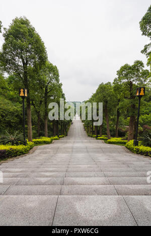 China, Sichuan Province, Way to Dazu Rock Carvings Stock Photo
