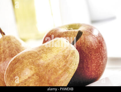 Birnen und Apfel Stock Photo