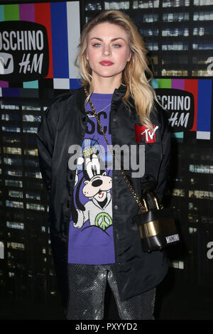 Frances Bean Cobain attends the Moschino x H M fashion show at