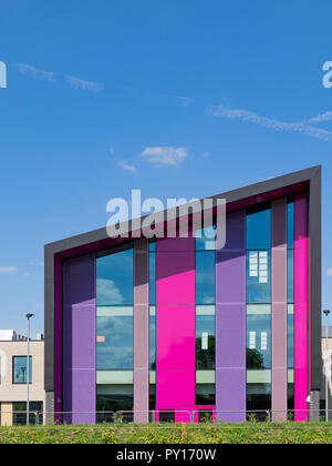 Three Rivers Academy Building Walton On Thames Stock Photo - Alamy