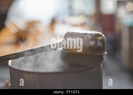 Japanese traditional Edo Komon workshop Stock Photo