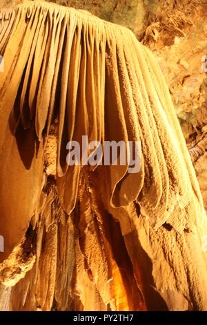 Saracent's Tent flowstone drapery, rock formation at Luray Caverns, VA, USA Stock Photo