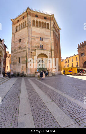 Italy, Lombardy, Cremona, Piazza del Comune, the baptistery Stock Photo