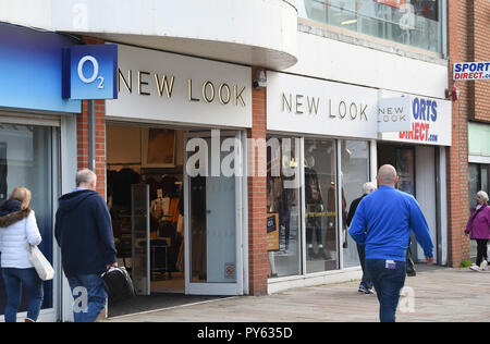 Worthing West Sussex Views & retail shops - New Look fashion store in Montague Street Stock Photo
