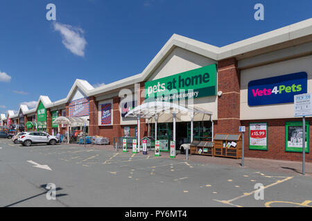 Warrington branch of Pets at Home with Vets4pets inside Stock Photo