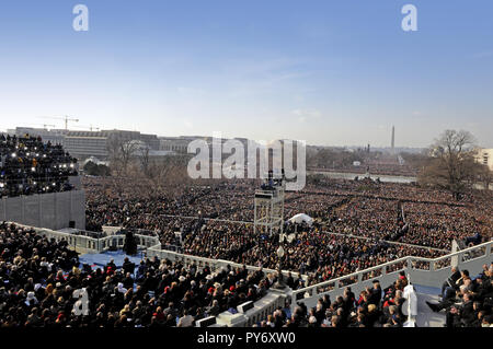 President Barack Obama delivers his inaugural address in Washington, D.C., Jan. 20, 2009. DoD photo by Senior Master Sgt. Thomas Meneguin, U.S. Air Force Stock Photo