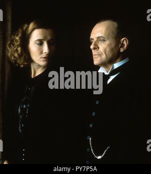 Original film title: THE REMAINS OF THE DAY. English title: THE REMAINS OF THE DAY. Year: 1993. Director: JAMES IVORY. Stars: EMMA THOMPSON; ANTHONY HOPKINS. Credit: COLUMBIA/MERCHANT IVORY / Album Stock Photo