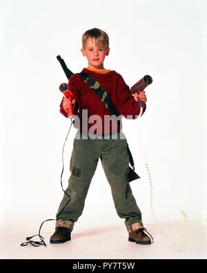 Original film title: HOME ALONE. English title: HOME ALONE. Year: 1990. Director: CHRIS COLUMBUS. Stars: MACAULAY CULKIN. Credit: 20TH CENTURY FOX / Album Stock Photo