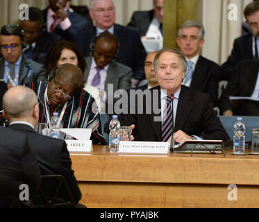 Italy. 25th Oct, 2018. Italian Foreign Minister Enzo Moavero Milanesi during second Italy-Africa conference, Ministry of Foreign Affairs and International Cooperation Rome, 25 October 2018 Credit: Silvia Loré/Pacific Press/Alamy Live News Stock Photo