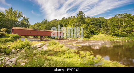 Historical Covered traditional Bridge  over the Housatonic river,  Cornwall Connecticut Stock Photo